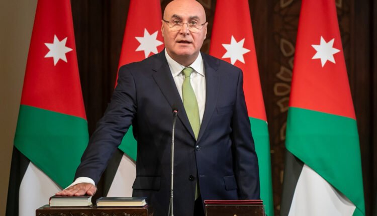 وزير دولة للشؤون الاقتصادية رئيس الفريق الاقتصادي مهند شحادة