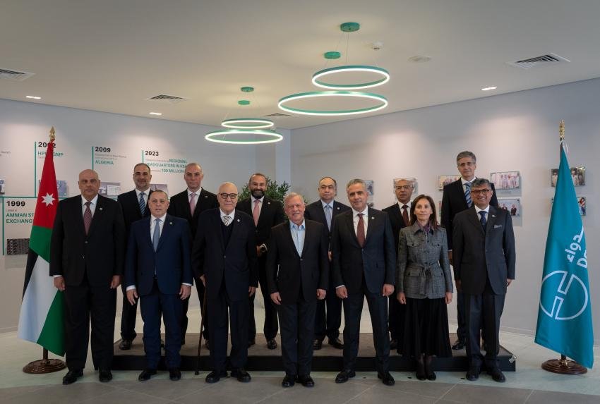 الملك في دار الدواء - الصافي نيوز