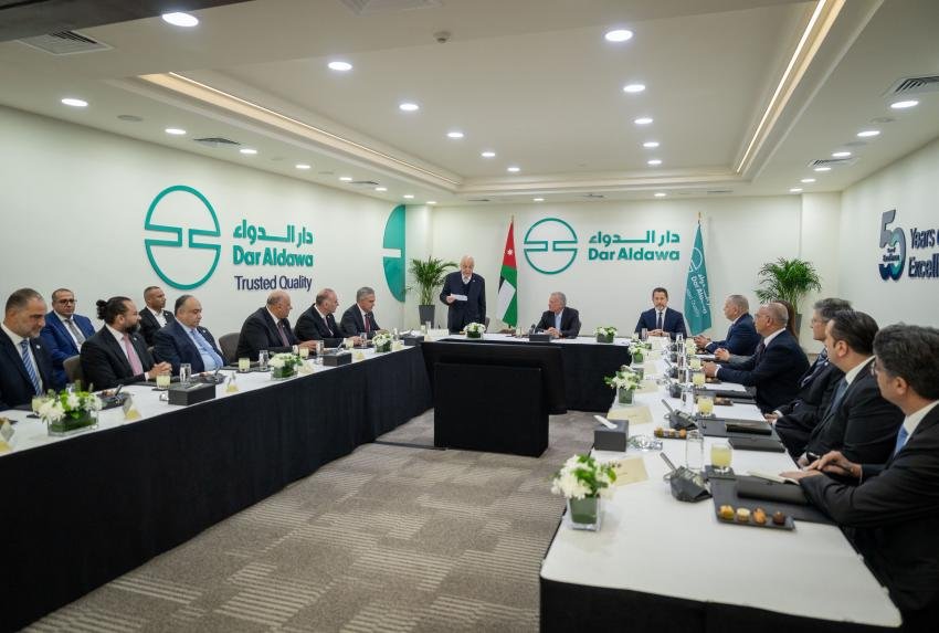 الملك في دار الدواء - الصافي نيوز