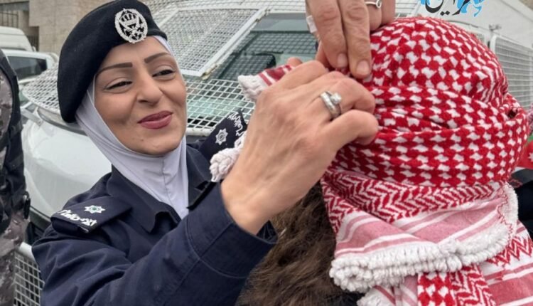 من الاستعدادات الشعبية لاستقبال الملك الصورة من الرأي